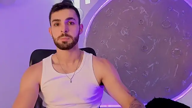 Snapshot of Apolo_lux1 chatting on May 2026 07:38:01 PM Apolo lux1 online show from May 2026 07:38:01 PM