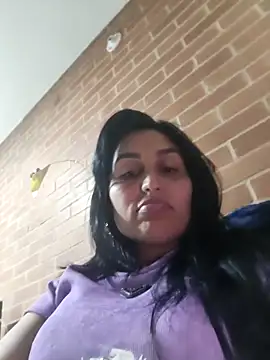 LunaRouuse  online show from March 2026 11:40:01 PM