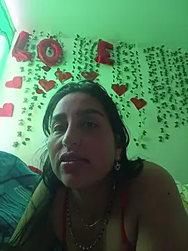 LunaRouuse  online show from June 2026 02:04:01 PM