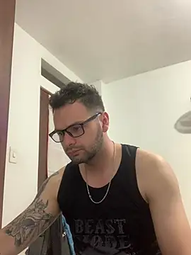 Baphomet212341 online show from May 2026 02:53:01 PM