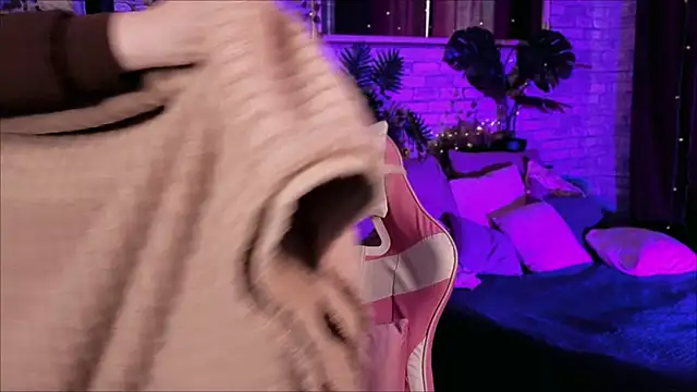 SunshineBlaze online show from March 2026 01:22:02 PM