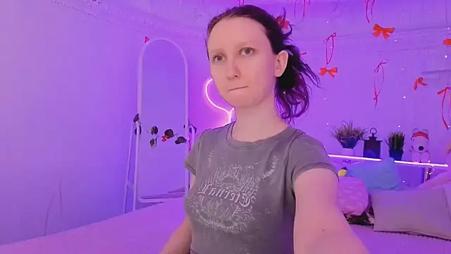 SunshineBlaze online show from February 2026 01:21:01 PM