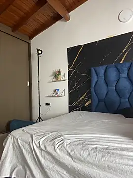 uncontrolled fire online show from March 2026 07:48:01 PM