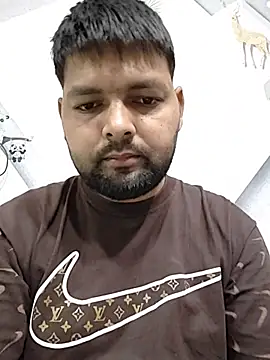 Snapshot of Pulkeet1433 chatting on May 2026 09:33:02 PM Pulkeet1433 online show from May 2026 09:33:02 PM
