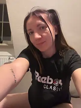 Marina und Jayden online show from April 2026 11:06:01 PM