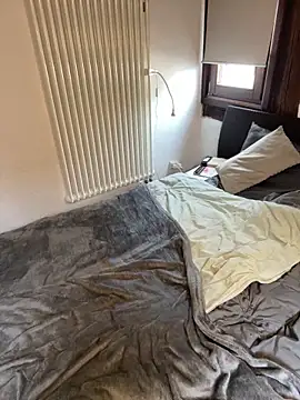 midnight ballerina  online show from February 2026 01:10:01 PM