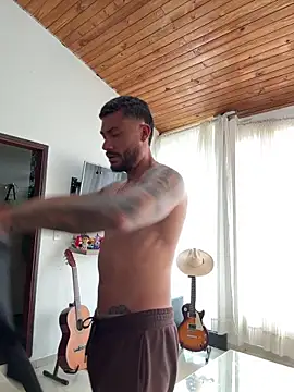 FrancoRossi  online show from February 2026 06:29:01 PM