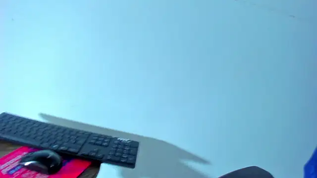 Snapshot of angelvergon22 chatting on January 2026 07:28:02 PM angelvergon22 online show from January 2026 07:28:02 PM