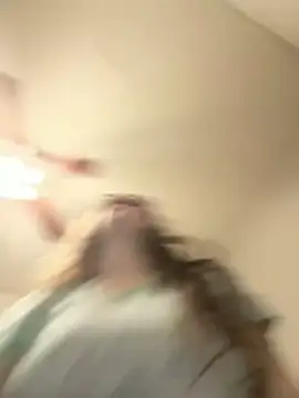 julia4thewin online show from April 2026 02:07:01 AM