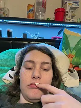 julia4thewin online show from April 2026 01:12:02 AM