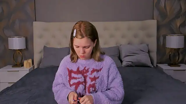 Snapshot of ALZA_AZURE chatting on February 2026 03:44:01 PM ALZA AZURE online show from February 2026 03:44:01 PM