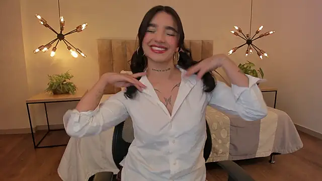 Abriil cutee online show from March 2026 09:33:02 PM