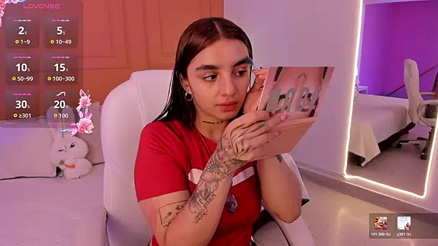 Abriil cutee online show from July 2026 02:46:02 PM