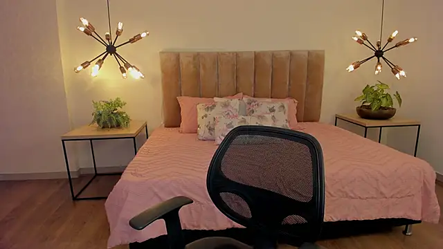 Abriil cutee online show from February 2026 10:53:01 PM