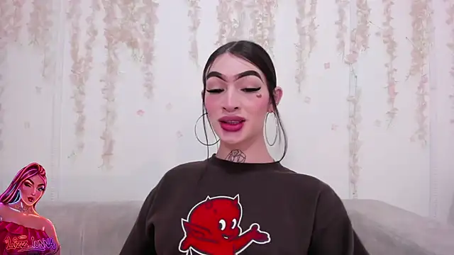 lizz lunna online show from April 2026 01:39:02 PM