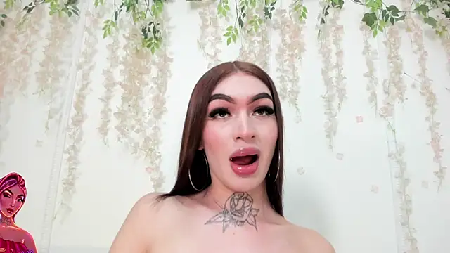 lizz lunna online show from June 2026 09:03:01 PM