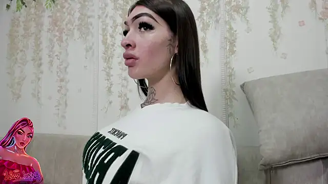 lizz lunna online show from March 2026 08:44:02 PM