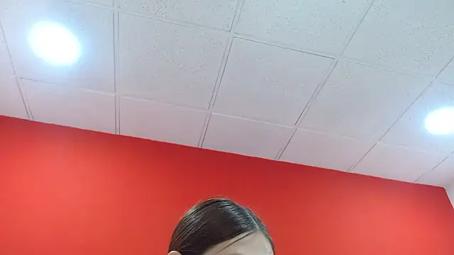 lizz lunna online show from February 2026 08:55:02 PM