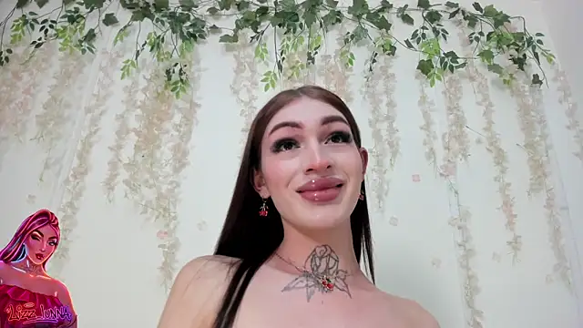 lizz lunna online show from June 2026 08:42:02 PM