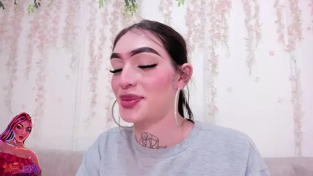 lizz lunna online show from April 2026 09:23:01 PM