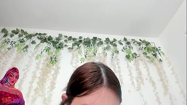 lizz lunna online show from June 2026 07:41:01 PM