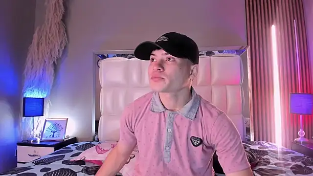 Roger And Ramona online show from March 2026 12:16:01 PM