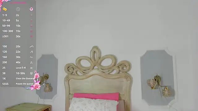 paulina lux online show from March 2026 07:47:01 PM