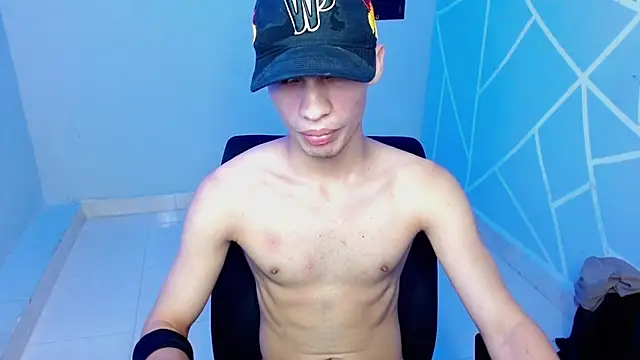 Axel fox77 online show from July 2026 11:59:01 PM