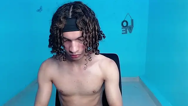 Axel fox77 online show from July 2026 11:56:01 PM
