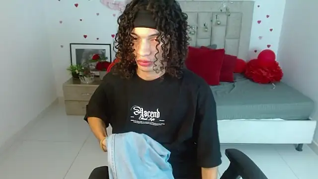 Axel fox77 online show from February 2026 11:26:02 PM