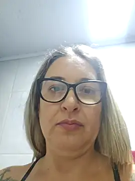 Snapshot of bellafortune69 chatting on February 2026 10:04:02 AM bellafortune69 online show from February 2026 10:04:02 AM