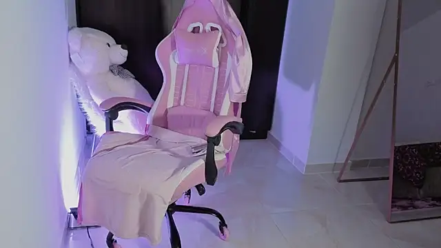 simpson alice online show from March 2026 12:44:02 AM