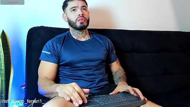 thiago ferrari  online show from February 2026 11:12:01 PM