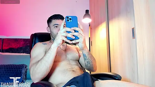 thiago ferrari  online show from May 2026 12:51:01 AM