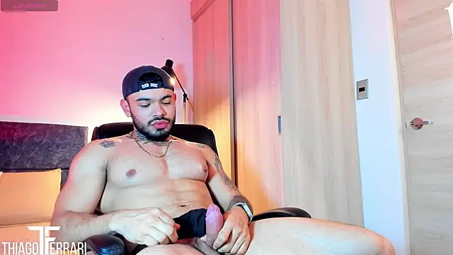 thiago ferrari  online show from May 2026 04:16:01 AM