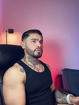 thiago ferrari  online show from March 2026 02:48:01 AM