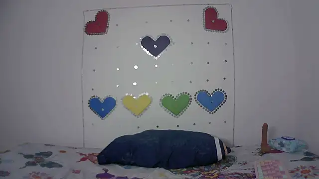 Mia Suarez7 online show from April 2026 02:57:01 PM