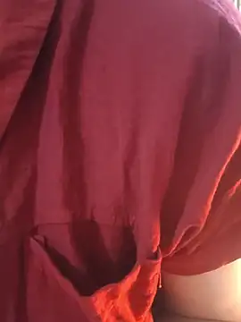 Snapshot of Myna_999 chatting on January 2026 02:04:01 AM Myna 999 online show from January 2026 02:04:01 AM