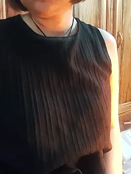 Snapshot of Myna_999 chatting on January 2026 02:40:01 AM Myna 999 online show from January 2026 02:40:01 AM