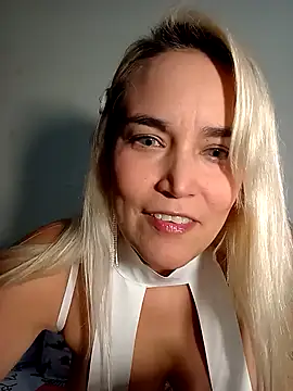 Allezzafox online show from January 2026 11:09:02 PM