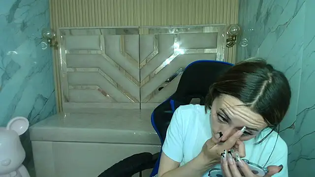 katalina r  online show from March 2026 08:31:01 AM