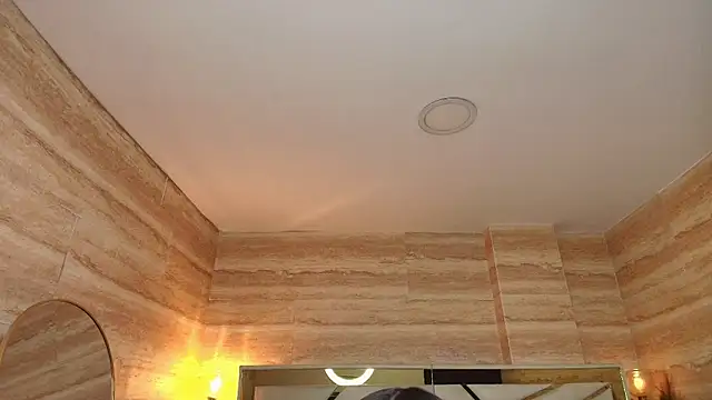 katalina r  online show from March 2026 03:18:01 AM