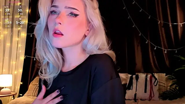 ShyniAlice online show from June 2026 04:17:02 AM
