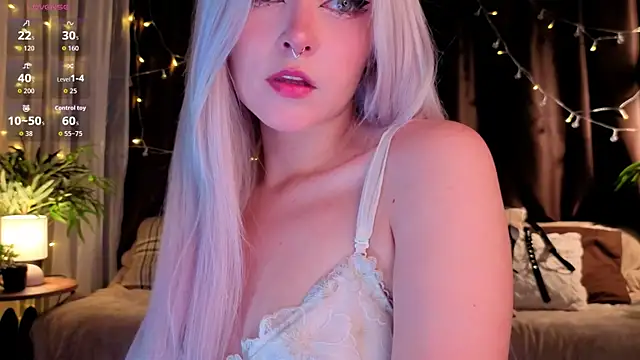 ShyniAlice online show from July 2026 04:12:02 AM