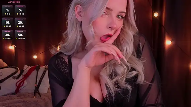 ShyniAlice online show from February 2026 05:07:01 AM