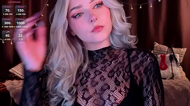 ShyniAlice online show from March 2026 04:46:02 AM