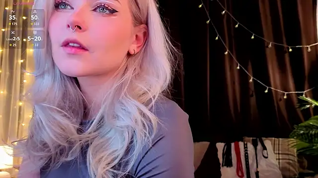 ShyniAlice online show from May 2026 03:47:01 AM