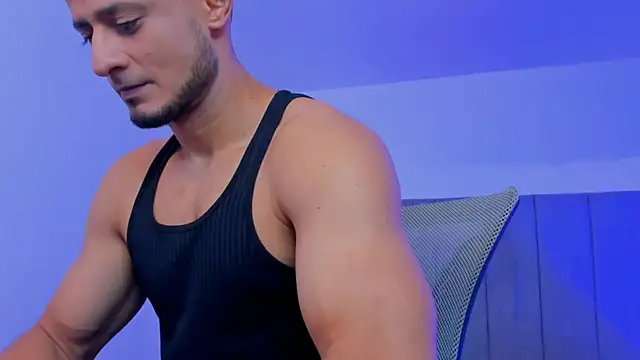 Adonys Lewis  online show from May 2026 04:39:02 AM