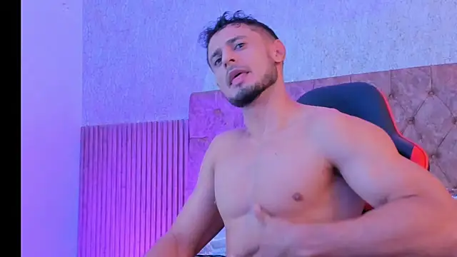 Adonys Lewis  online show from February 2026 09:05:02 AM