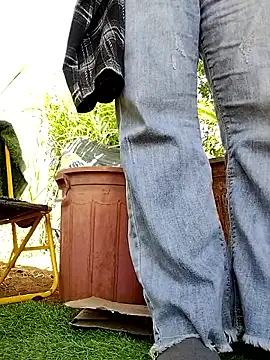 leona118 online show from March 2026 02:12:02 AM